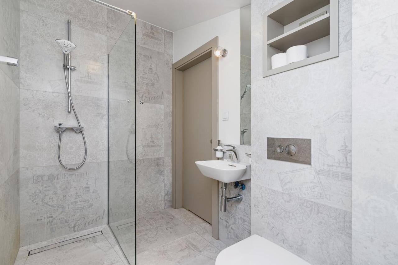 Modern Studio Wegierska Cracow By Noclegi Renters Cracovie Extérieur photo